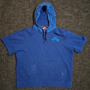 Vintage 90s Nike Basketball Hoodied tee-shirt with big embroidered logo. Mens XL